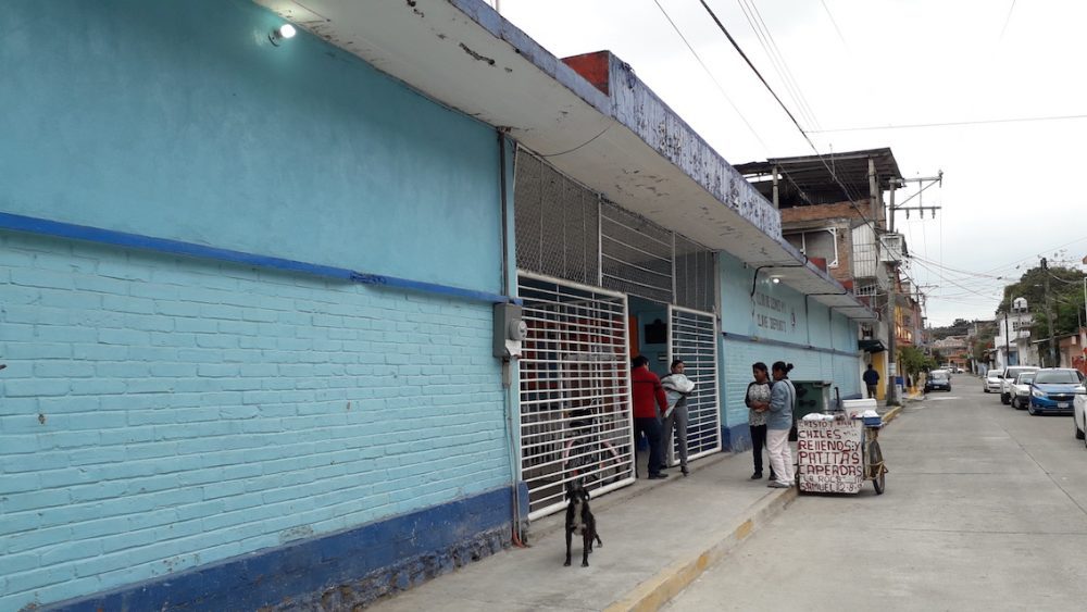 Escuelas se deterioran ante la falta de mantenimiento