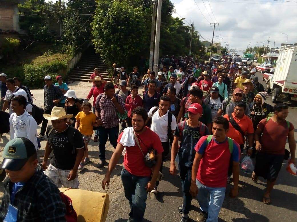 Yunes dispersó a migrantes en el “foco rojo” de la ruta por Veracruz