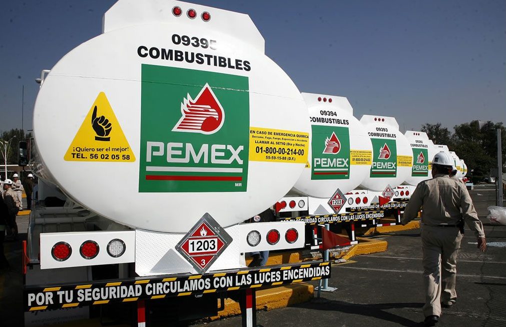 Gobierno Federal ha adquirido 100 de las 500 pipas para transportar gasolinas