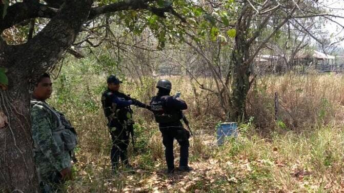 Asegura SEDENA hidrocarburo y una toma clandestina