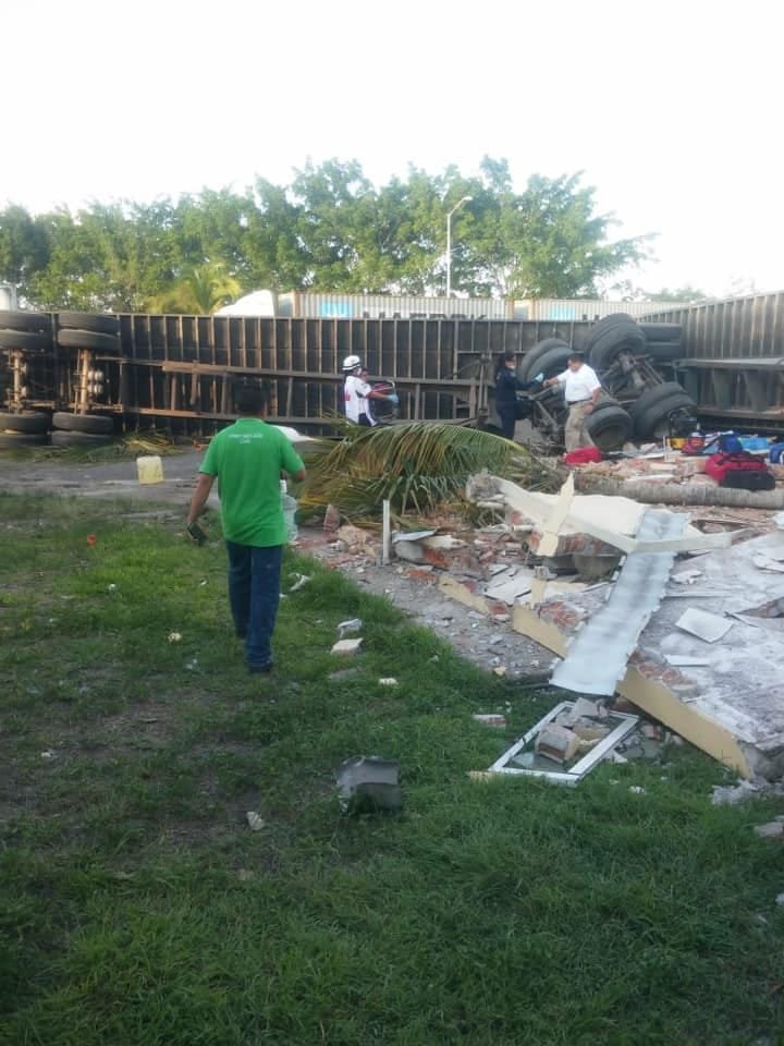 #Actualización Lista de heridos y fallecidos en el accidente en la autopista Veracruz -Xalapa