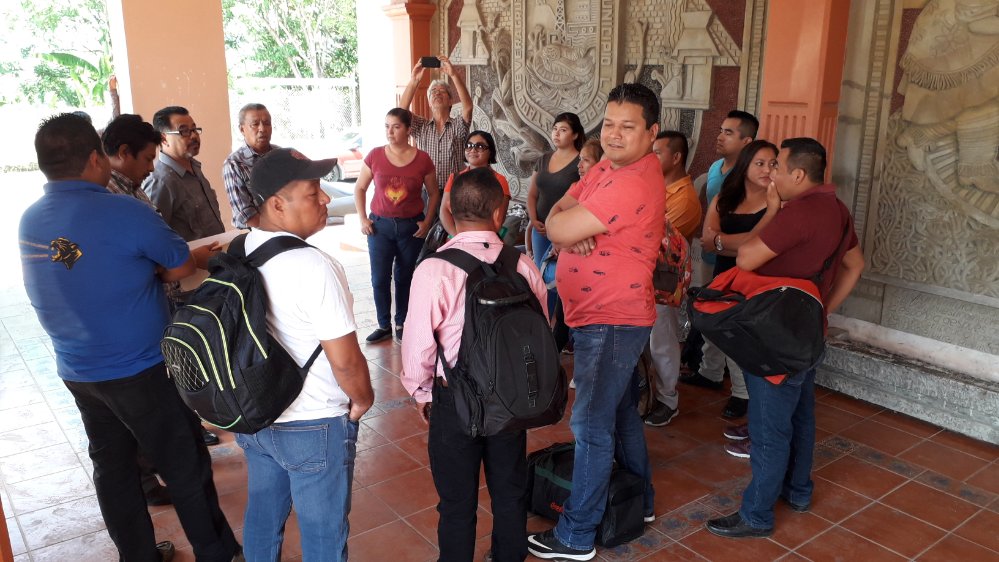 Acuden aspirantes a presentar evaluación para ingresar a policía de Coatzintla