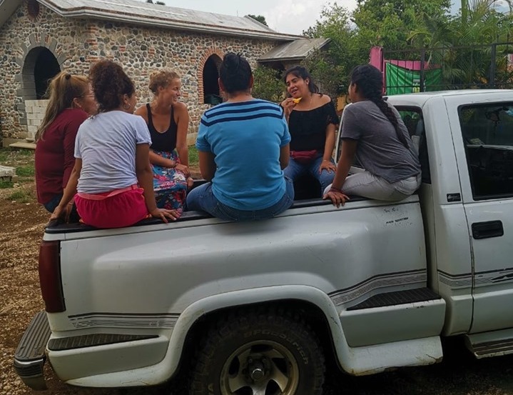 Roban camioneta a Las Patronas, usada para el transporte de alimentos