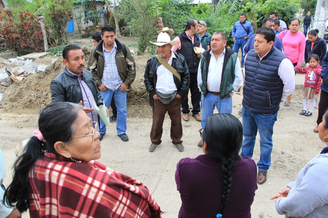 Solicitan introducción de servicios básicos en comunidad de El Tajín