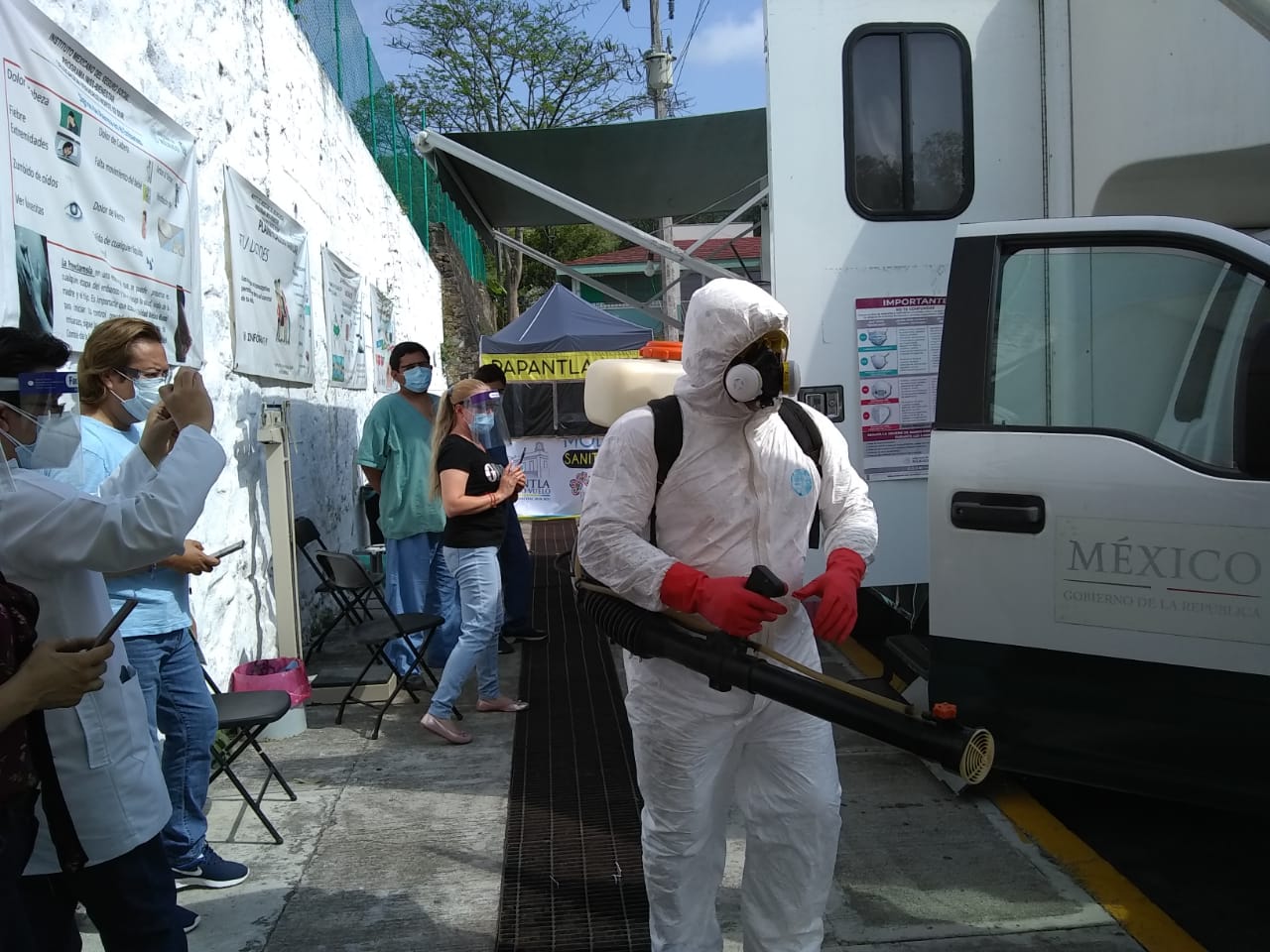 Personal del IMSS Bienestar en Papantla es puesto en aislamiento