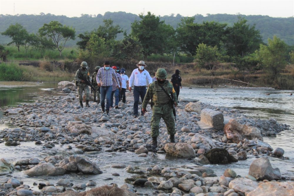 Refuerzan operativos para reducir riesgos de covid-19, en Coatzintla