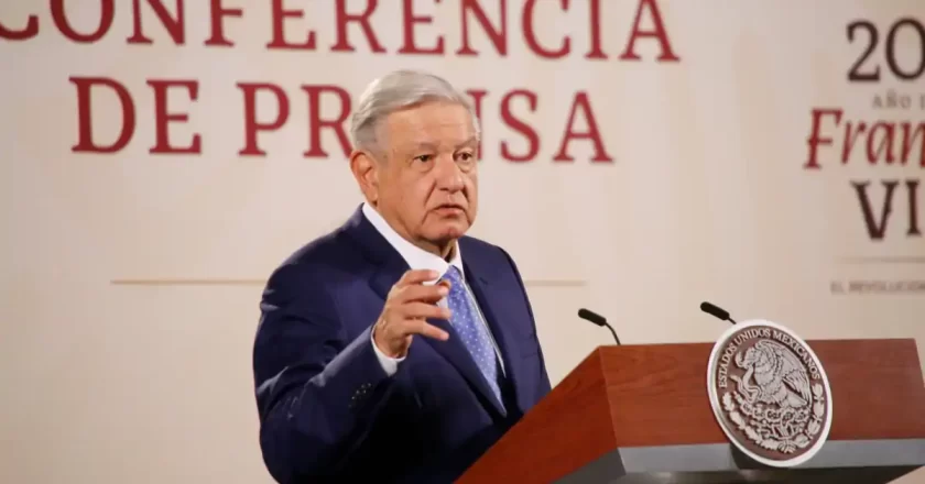 México será una potencia económica con dimensión social, asegura AMLO