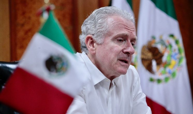 ¿Sí o no dejará Santiago Creel su cargo en la Cámara de Diputados?